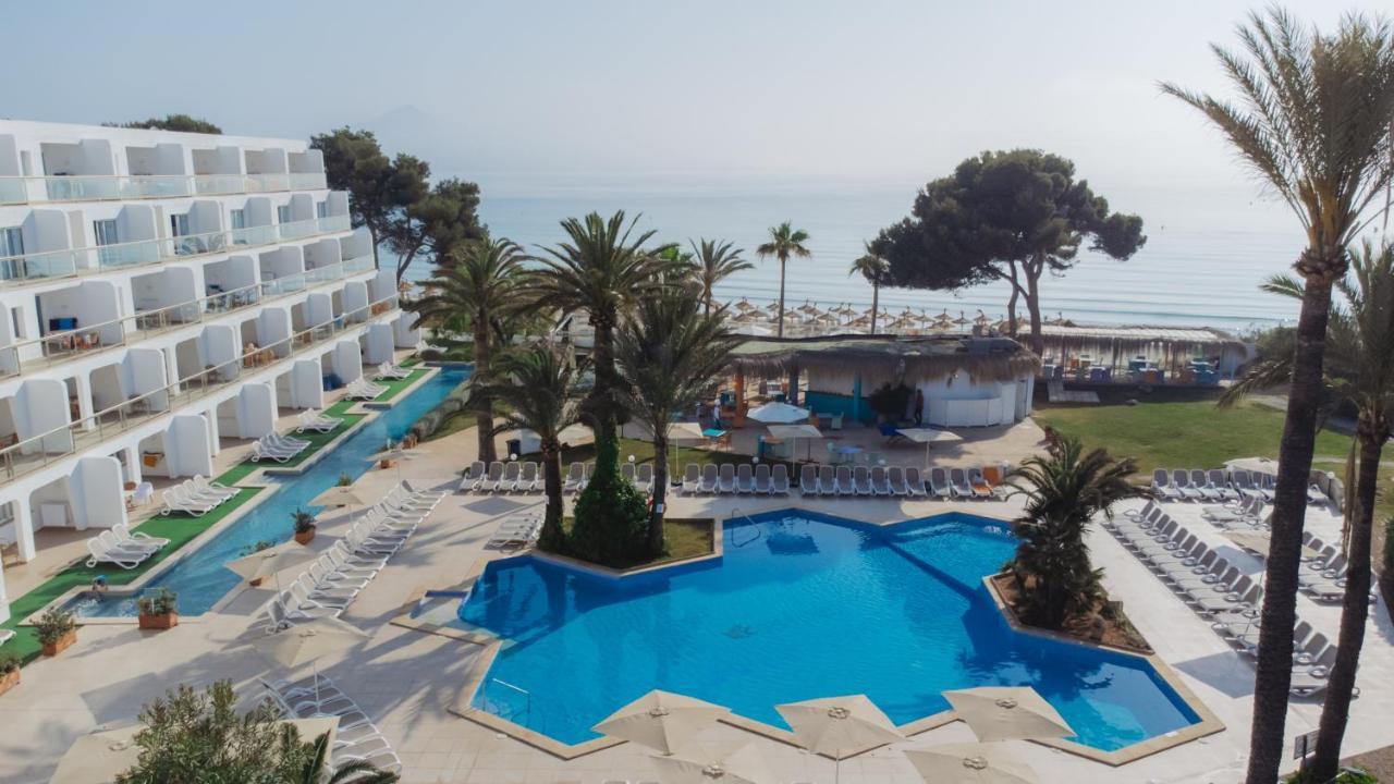Aparthotel Ses Fotges Плая де Муро Екстериор снимка