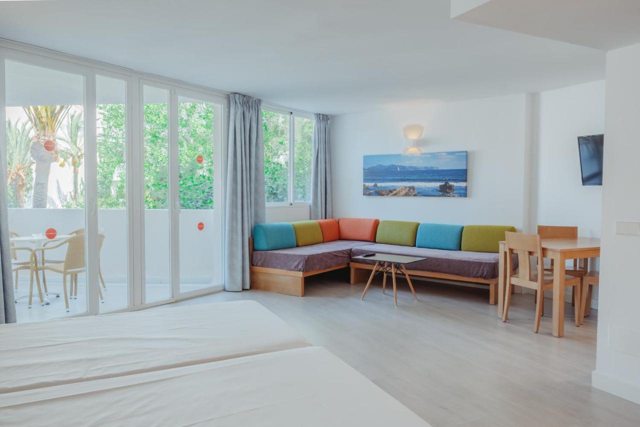 Aparthotel Ses Fotges Плая де Муро Екстериор снимка
