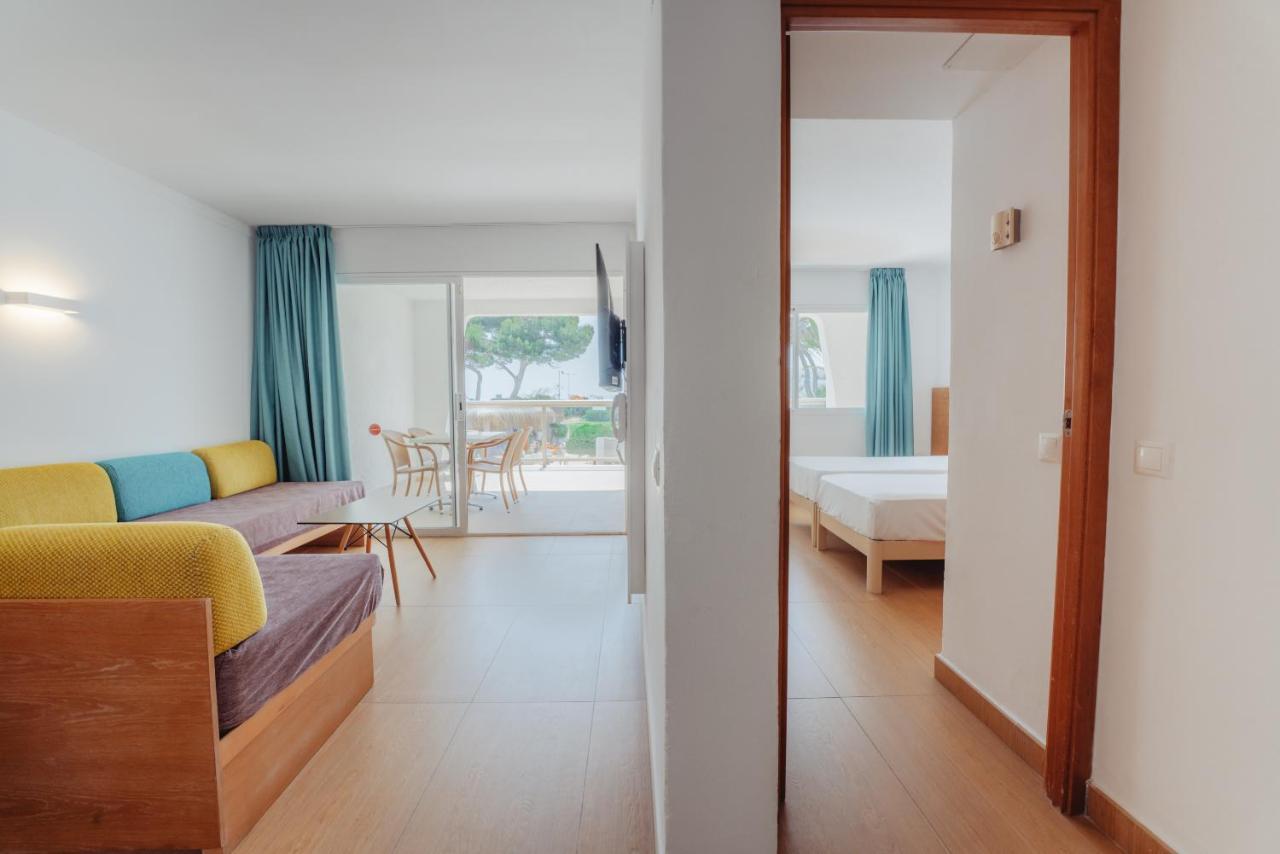 Aparthotel Ses Fotges Плая де Муро Екстериор снимка