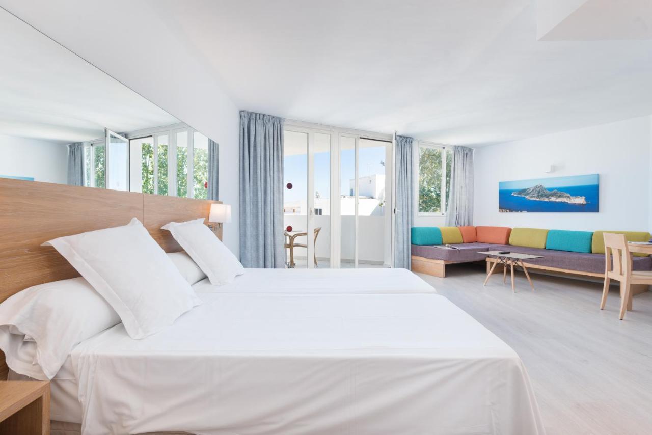 Aparthotel Ses Fotges Плая де Муро Екстериор снимка